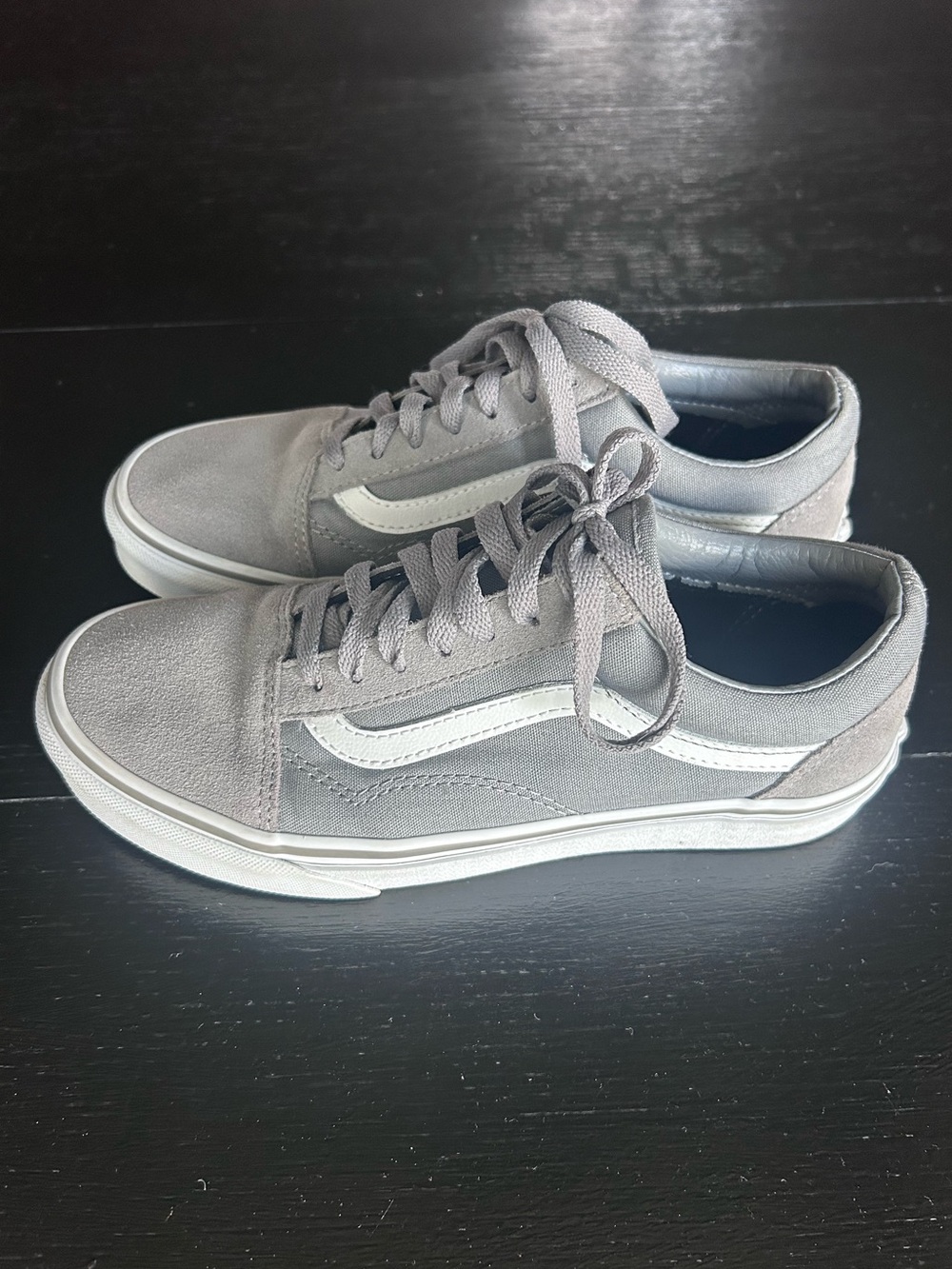 Vans Unisex Sneakers - W Size 7.0 M Size 5.5